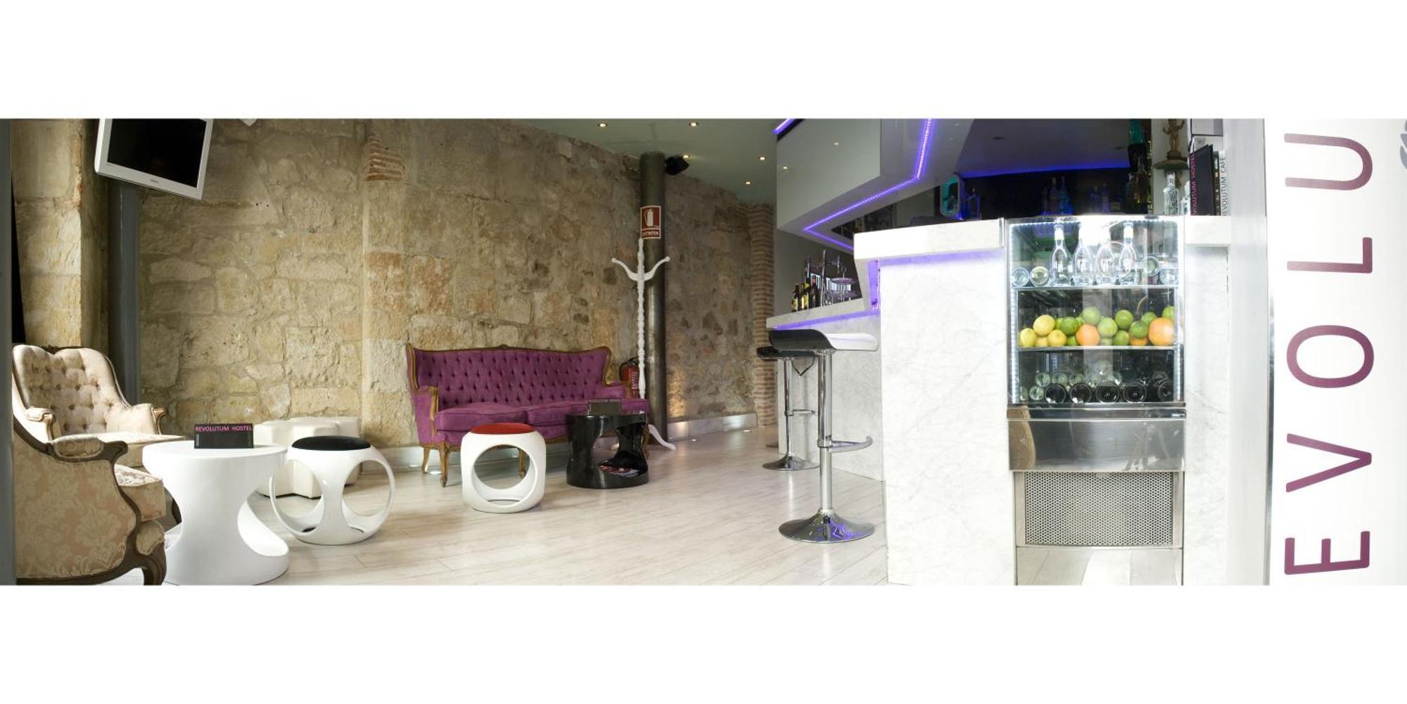 Albergue Revolutum Hostel Саламанка Екстериор снимка