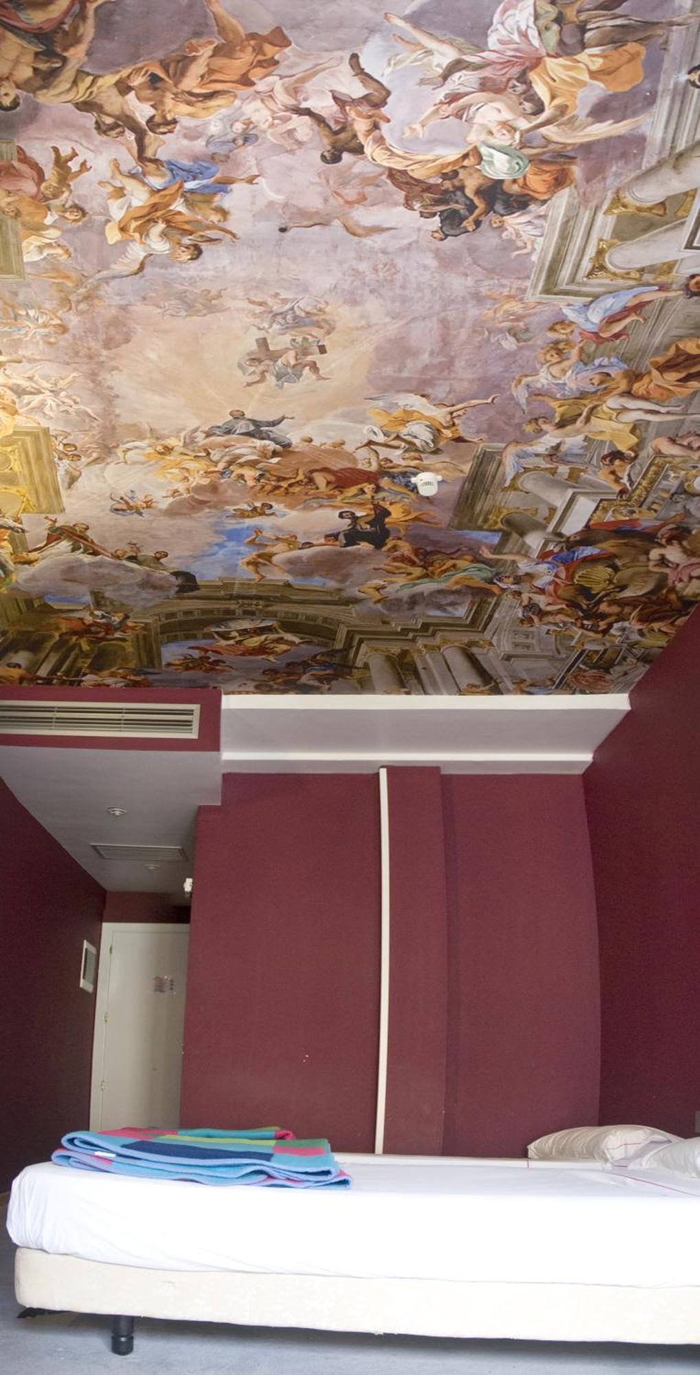 Albergue Revolutum Hostel Саламанка Екстериор снимка