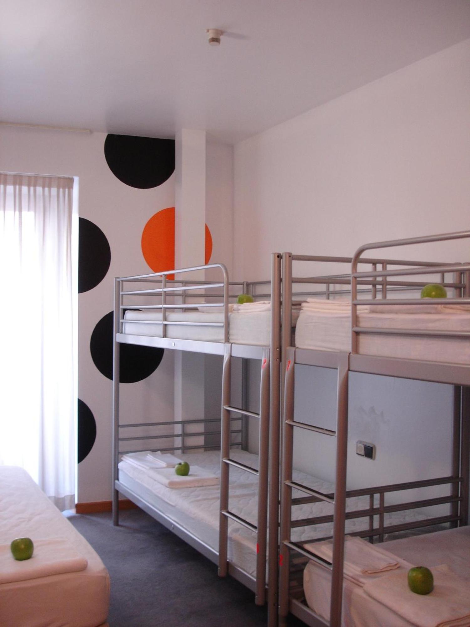 Albergue Revolutum Hostel Саламанка Екстериор снимка