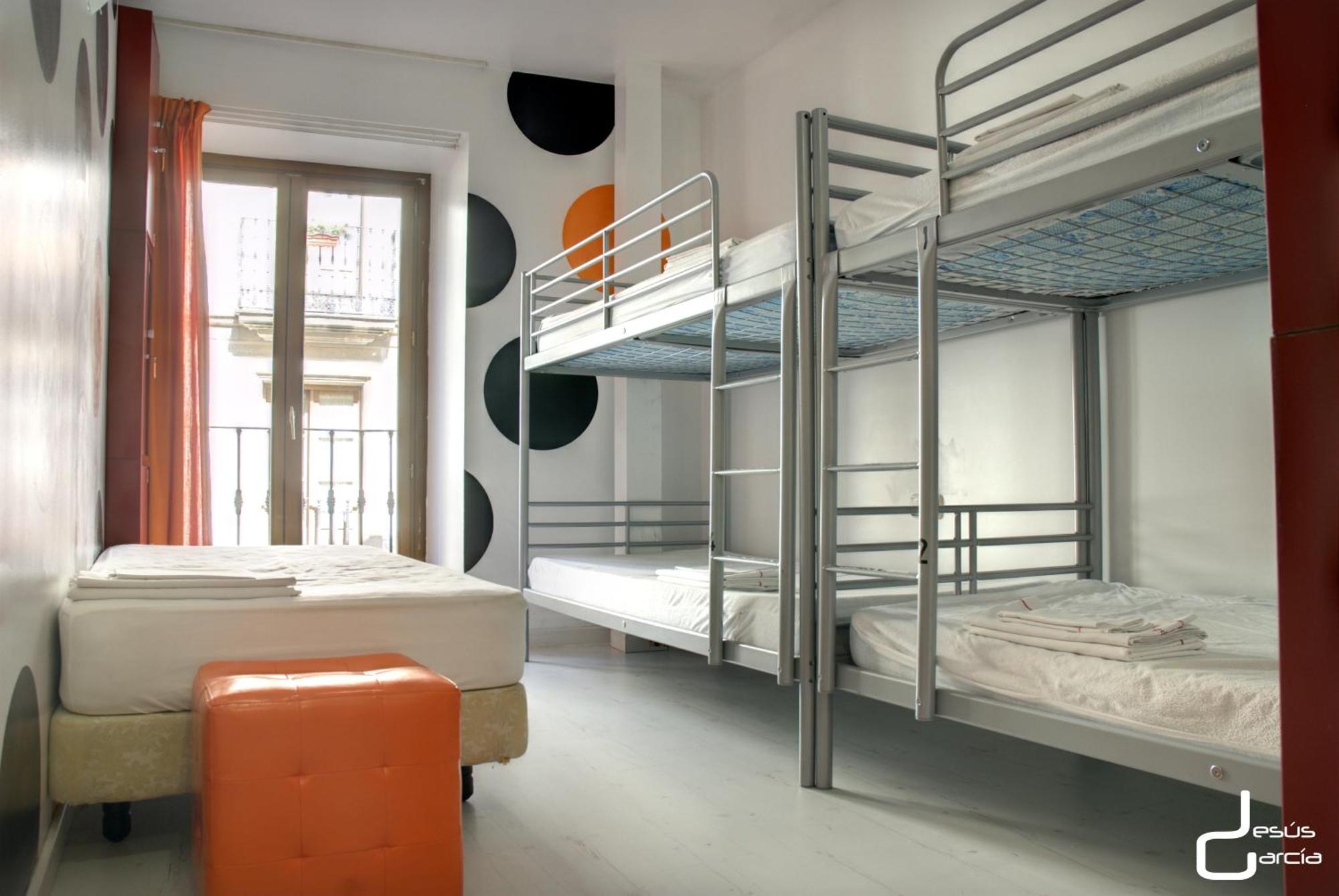 Albergue Revolutum Hostel Саламанка Екстериор снимка