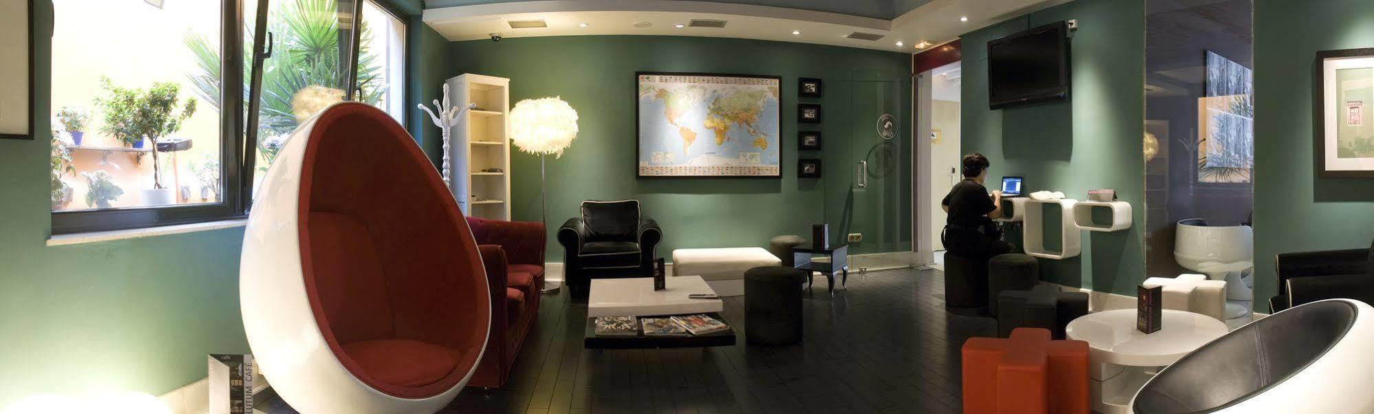Albergue Revolutum Hostel Саламанка Екстериор снимка