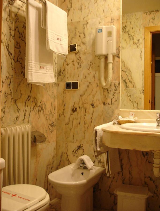 Albergue Revolutum Hostel Саламанка Стая снимка